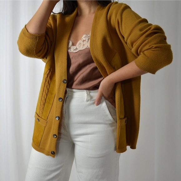 S O L D // VINTAGE/ ochre + suede cardigan - Picture 4 of 5